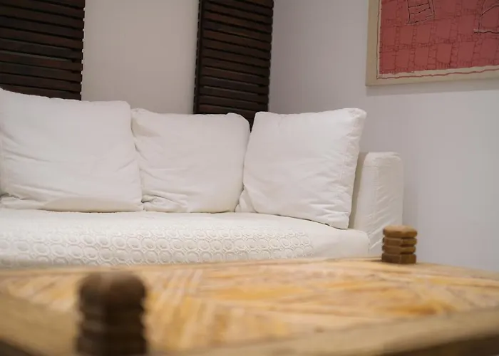 Old Stone House Apartman Bari