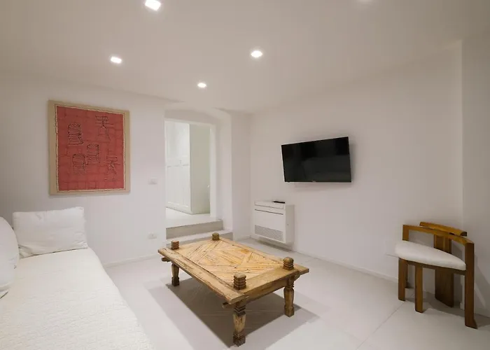 Old Stone House Apartman *