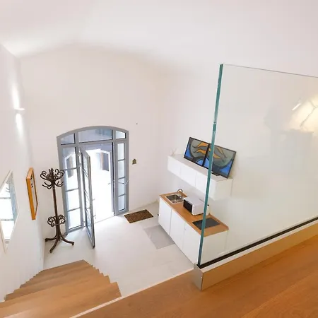 Old Stone House Apartment Bari